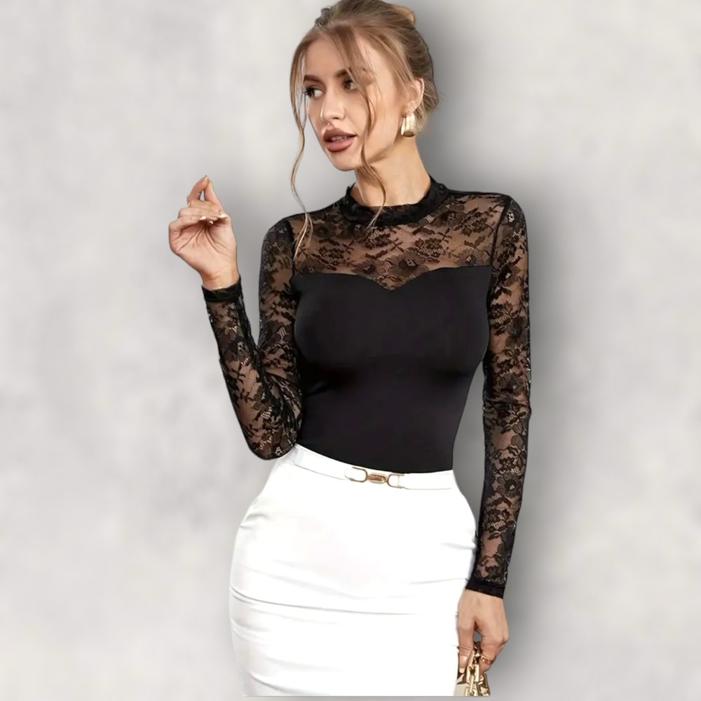 Elegant Lace Mock Neck Lingerie Sleeve Top - Size‎ M (6)